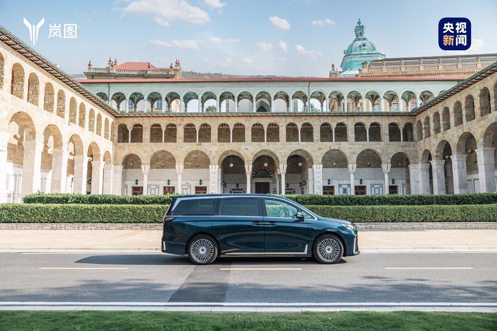 全品类搭华为乾崑智驾，岚图梦想家将发布新版型